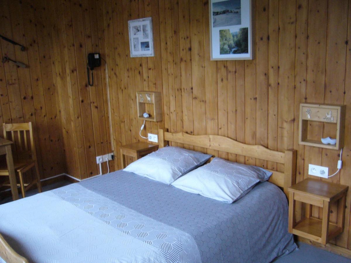 Hotel Auberge Du Grand Git La Chaux Neuve 外观 照片