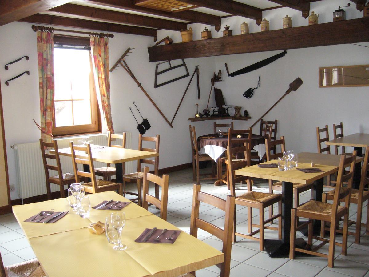 Hotel Auberge Du Grand Git La Chaux Neuve 外观 照片