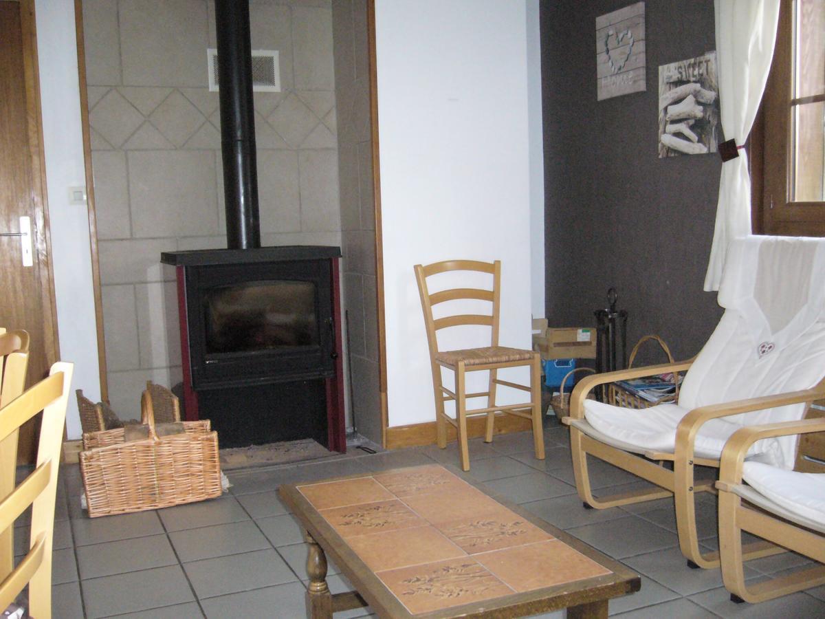 Hotel Auberge Du Grand Git La Chaux Neuve 外观 照片
