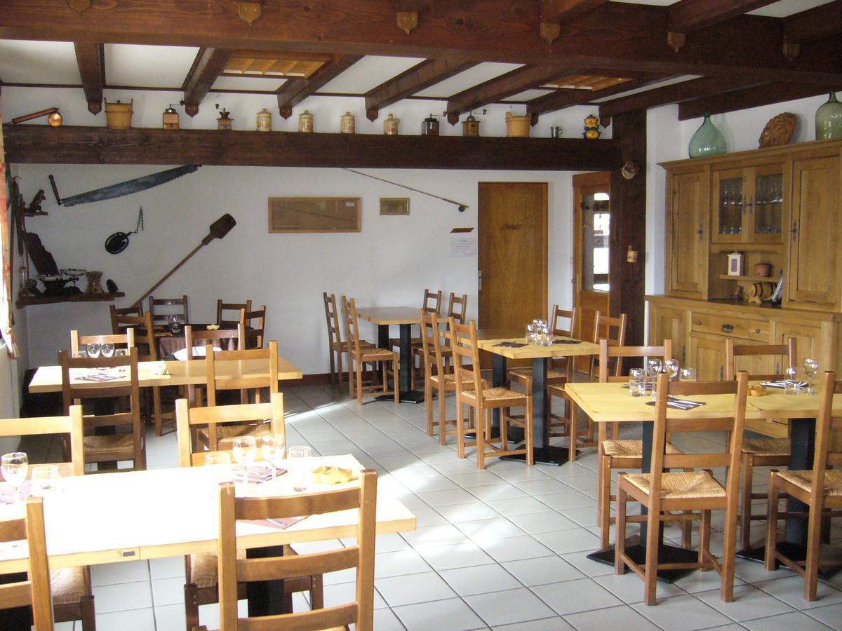 Hotel Auberge Du Grand Git La Chaux Neuve 外观 照片